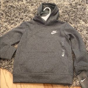 Boys Nike sweatshirt/hoodie size 6